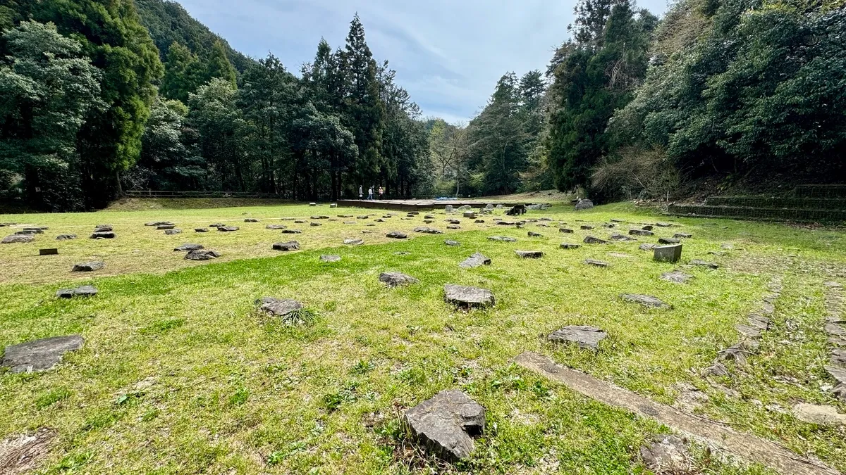 御主殿遺址