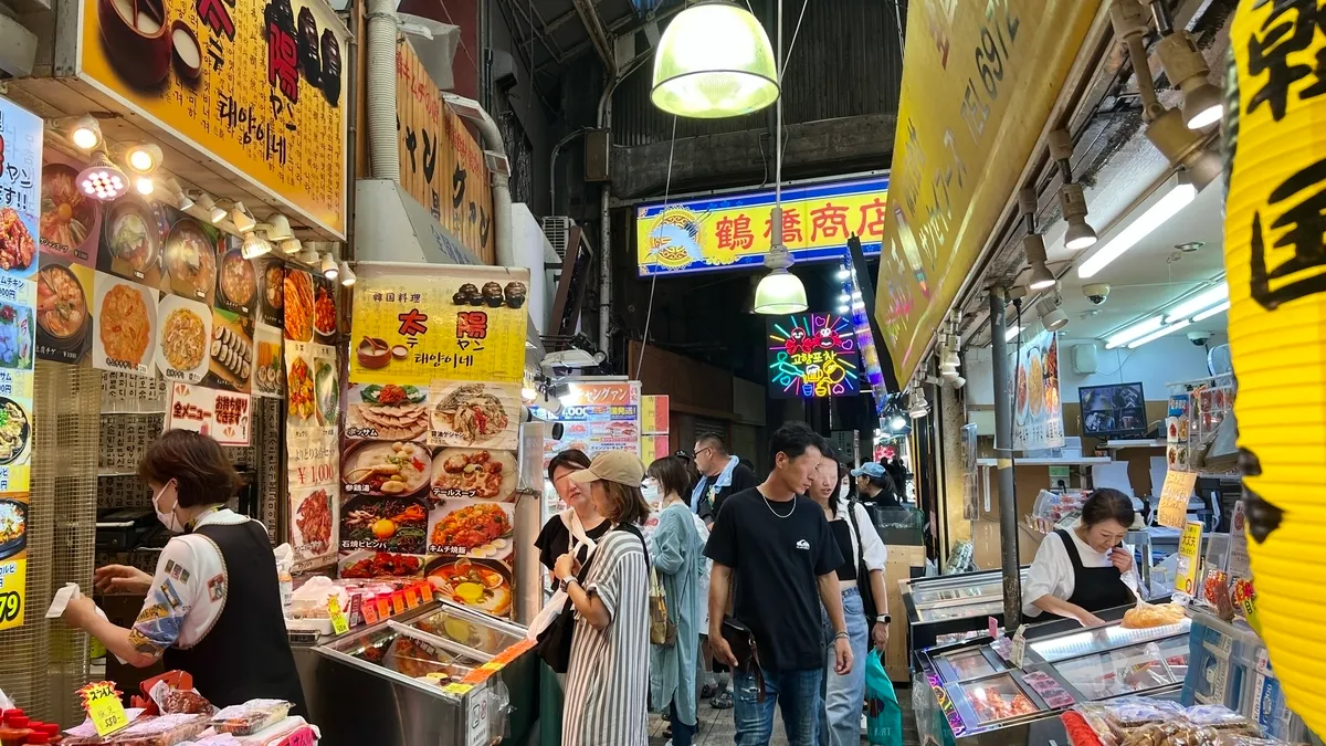 鶴橋商店街街景