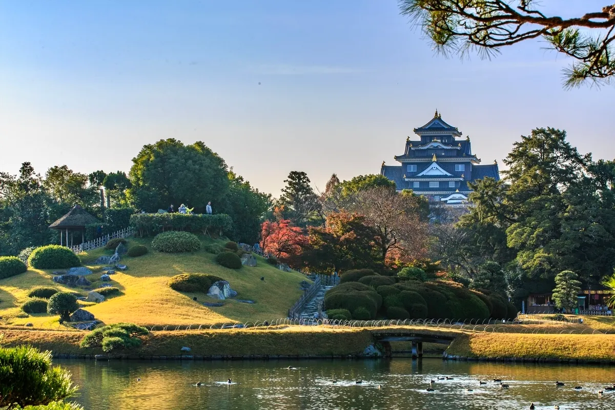 紅葉與庭園