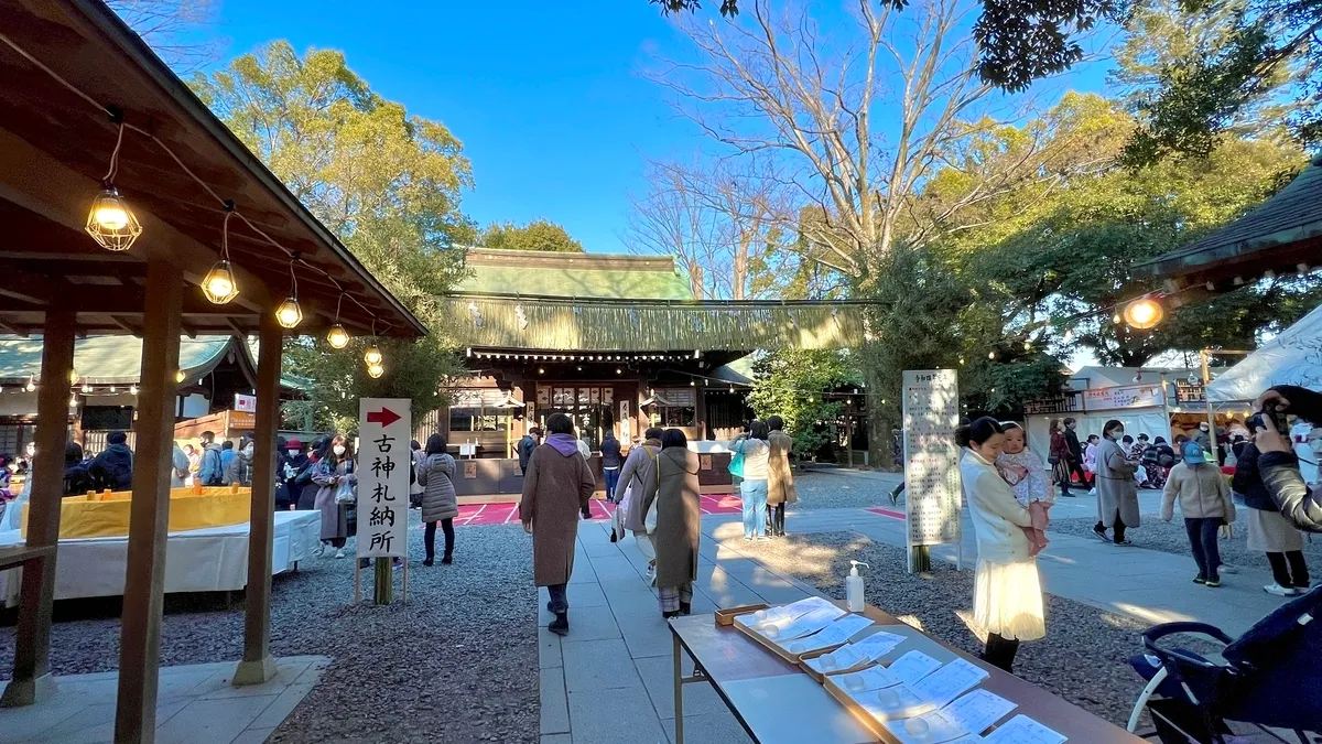 神社境內