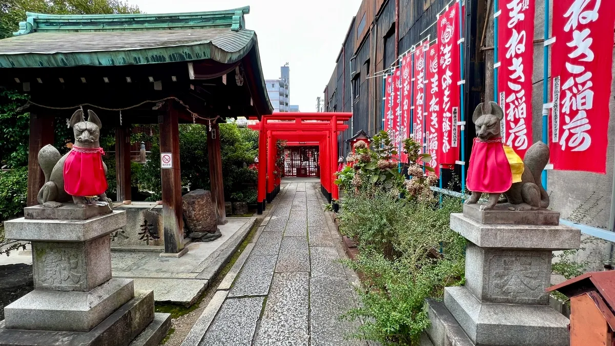 招き稲荷神社