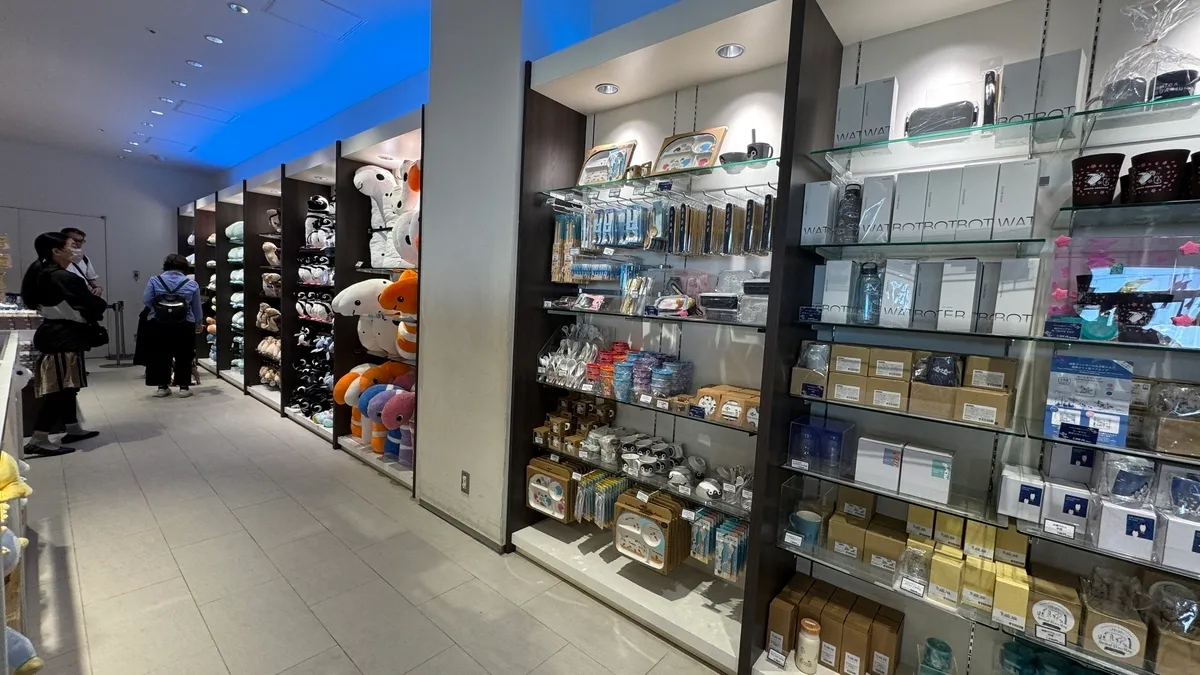 店內