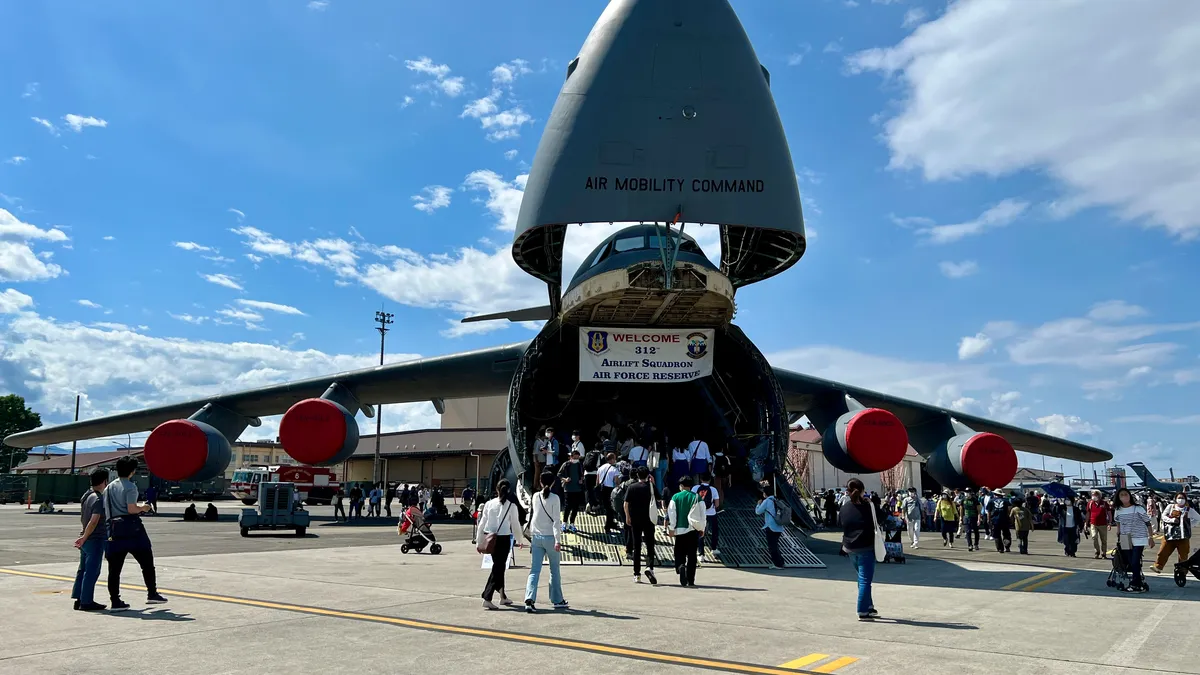 C-5M銀河機艙